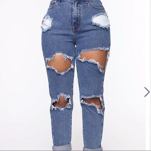 FashionNova Cara Distressed Boyfriend Jeans